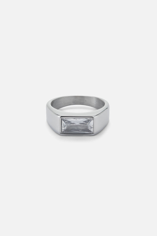 LUCKY RING